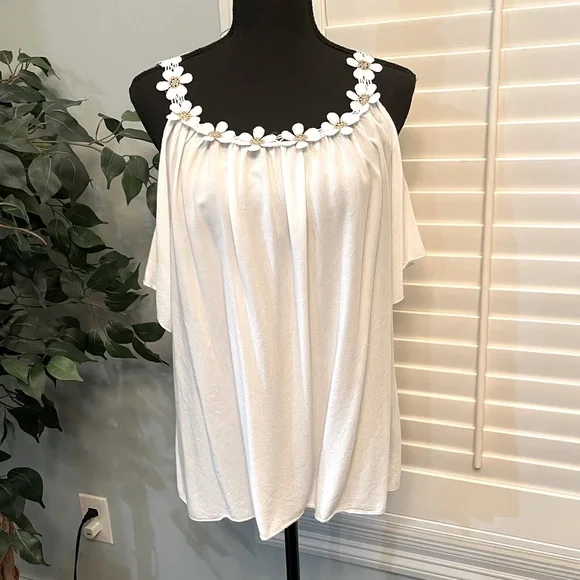 Women’s Daisy Cold Shoulder Top - Large - Picture 1 of 6